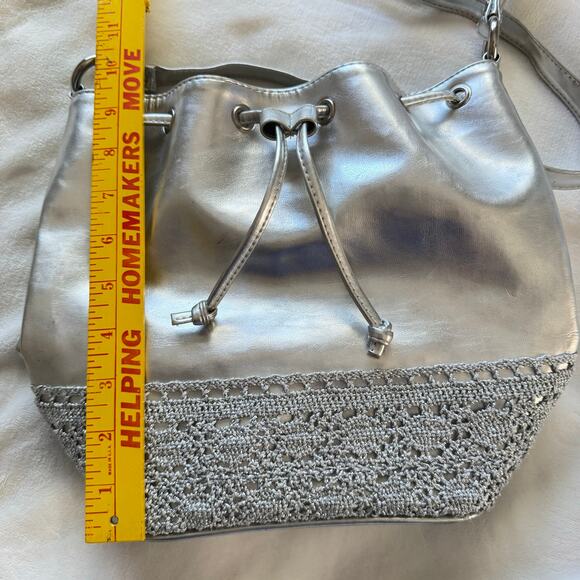 Moda Attiva Metallic Silver Hobo Drawstring Crossbody Bag Purse - Picture 3 of 10